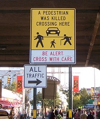 Pedestrian 269644482_8b7e915e35_m (2)