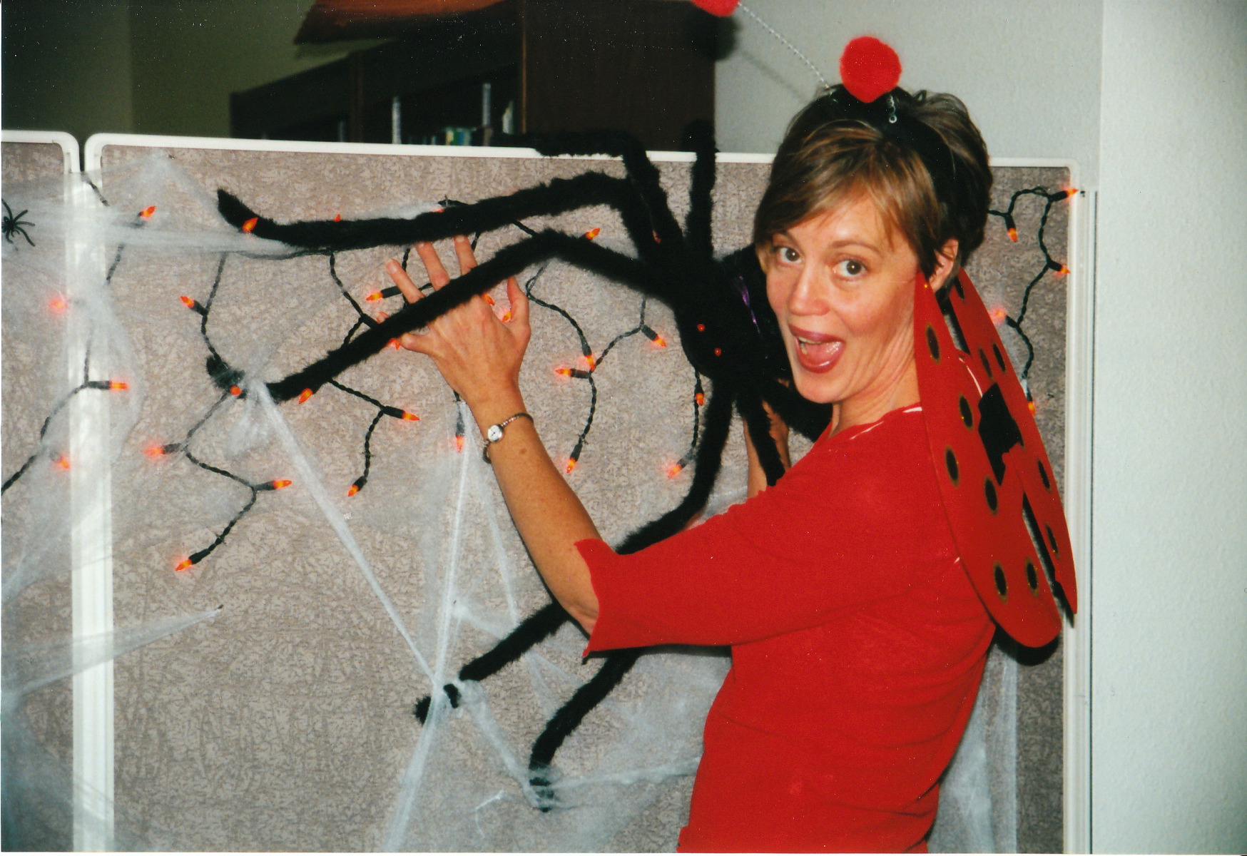 Spider Red Outfit_0003