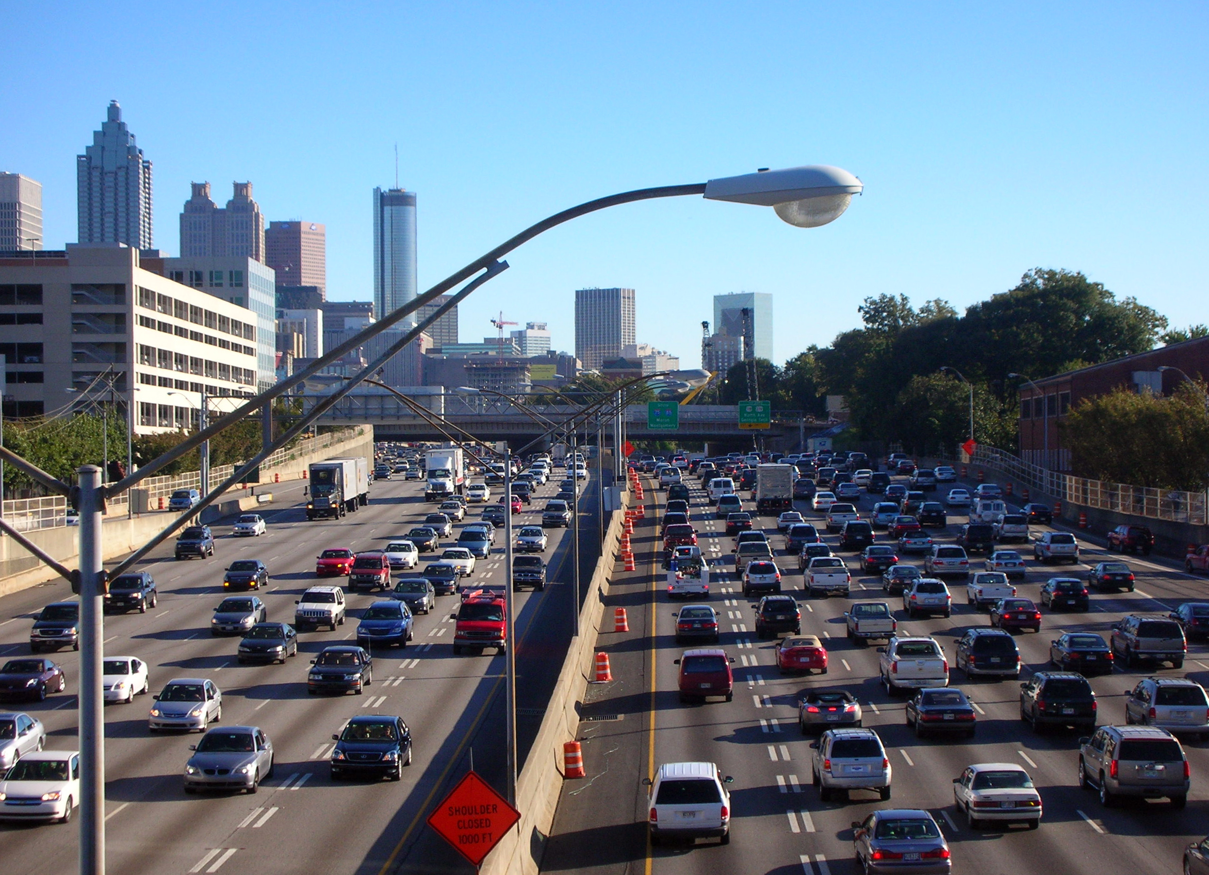 151572326Atlanta,%20Traffic[1]