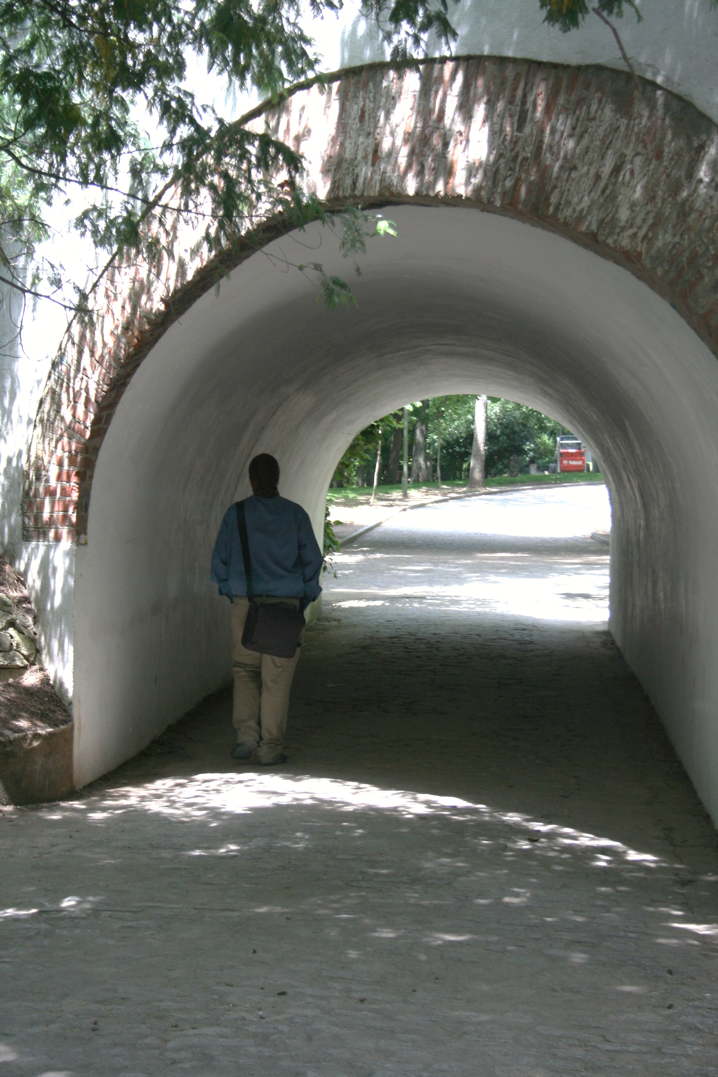 Man in Tunnel Madrid Park