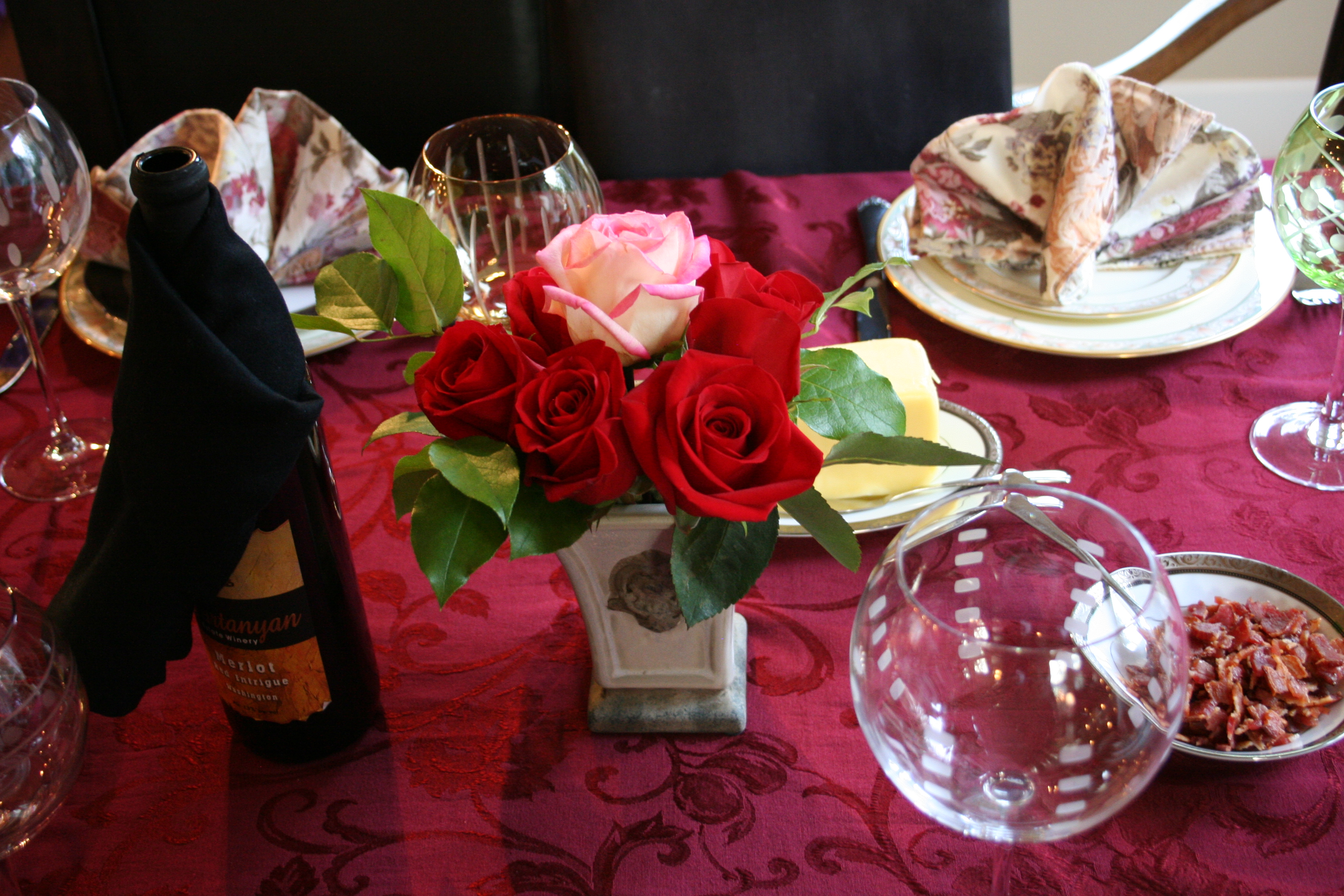 Party Table 184