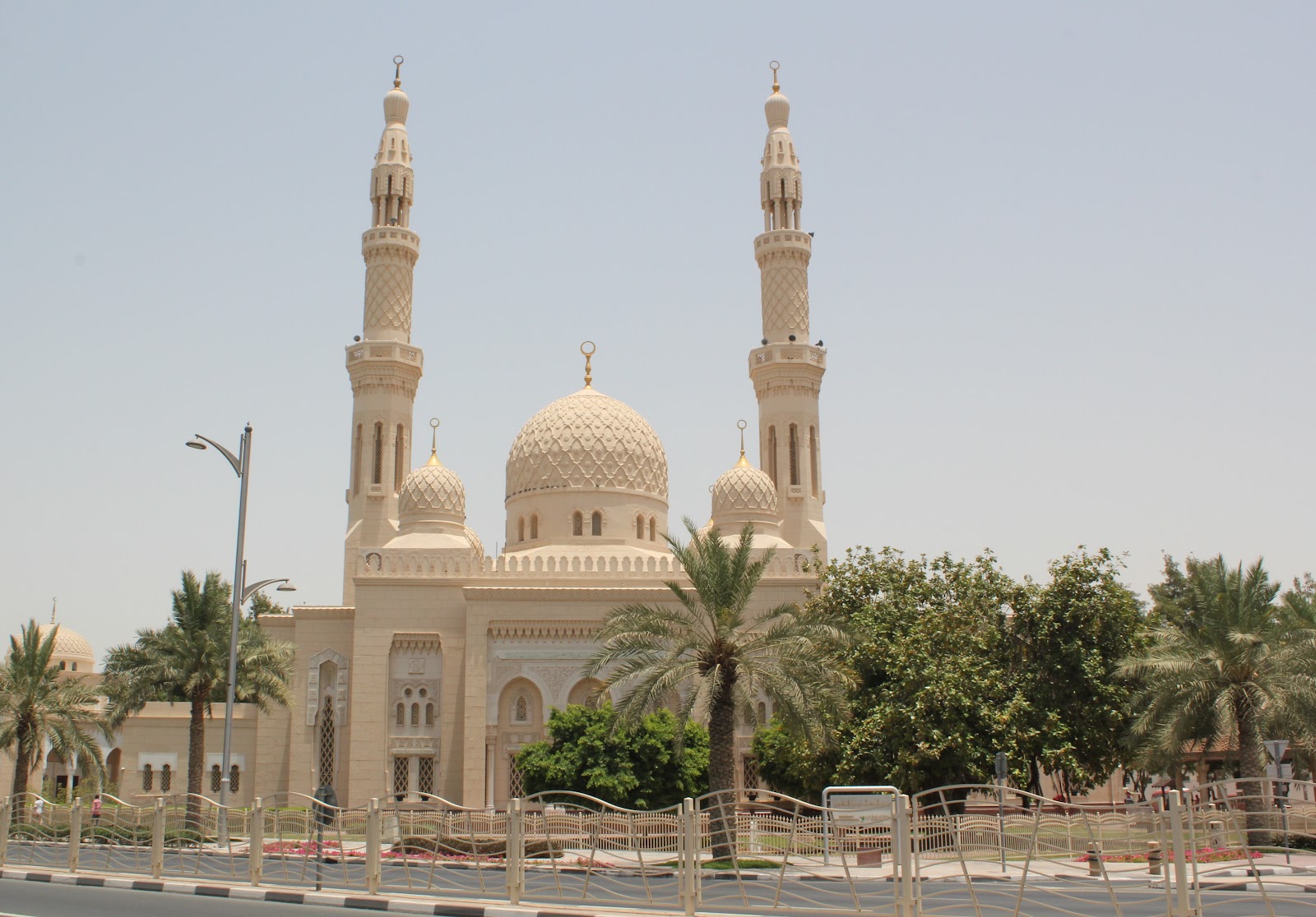 Jumeriah+Mosque+May+2011+072