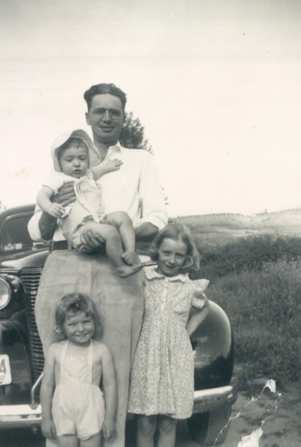 Minor Rita Myrna and Marlene Slingsby 1941