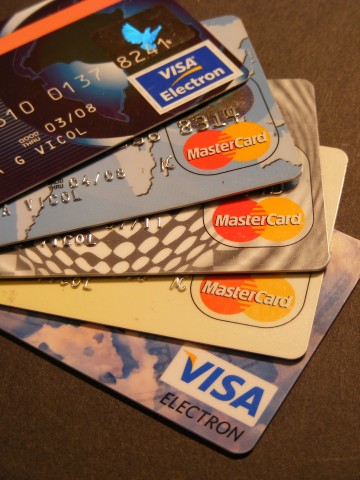 Credit-Card_Visa-MasterCard_132694-360x480