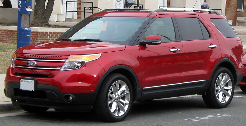 Ford_Explorer_Limited_--_02-07-2011