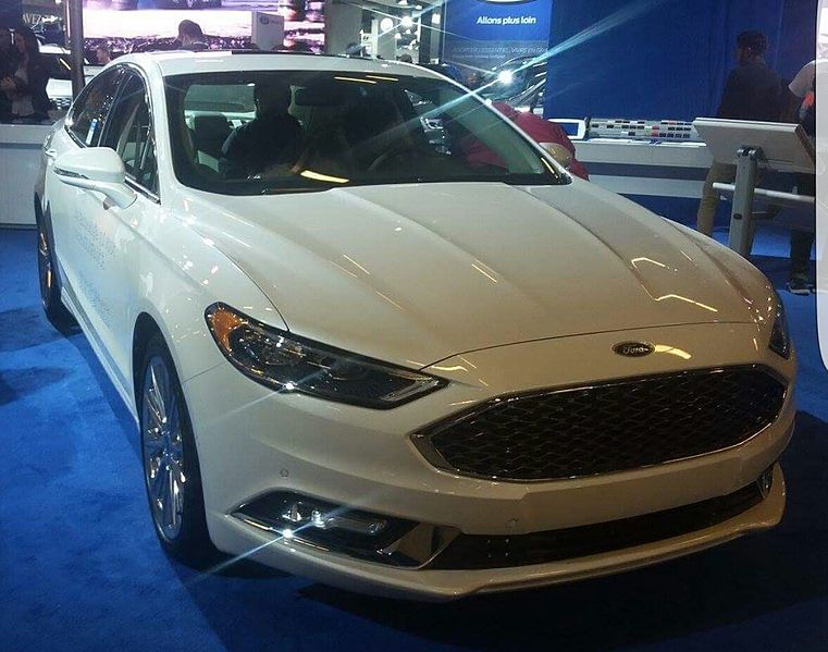 Ford_Fusion_(MIAS_'17)