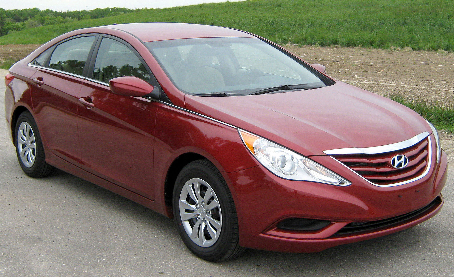 Hyundai_Sonata_GLS_--_NHTSA_1