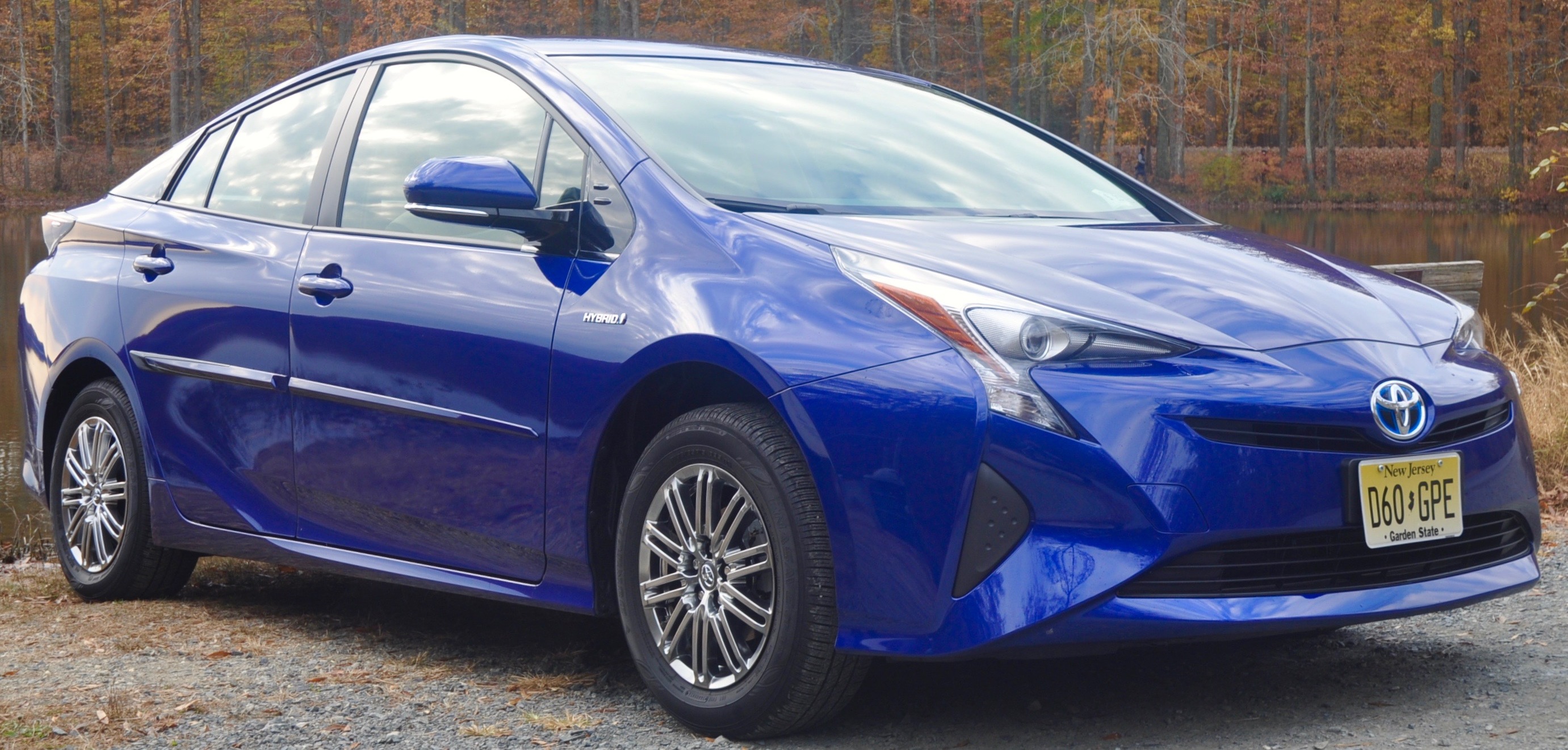 Toyota_Prius_Two_Eco_(cropped)