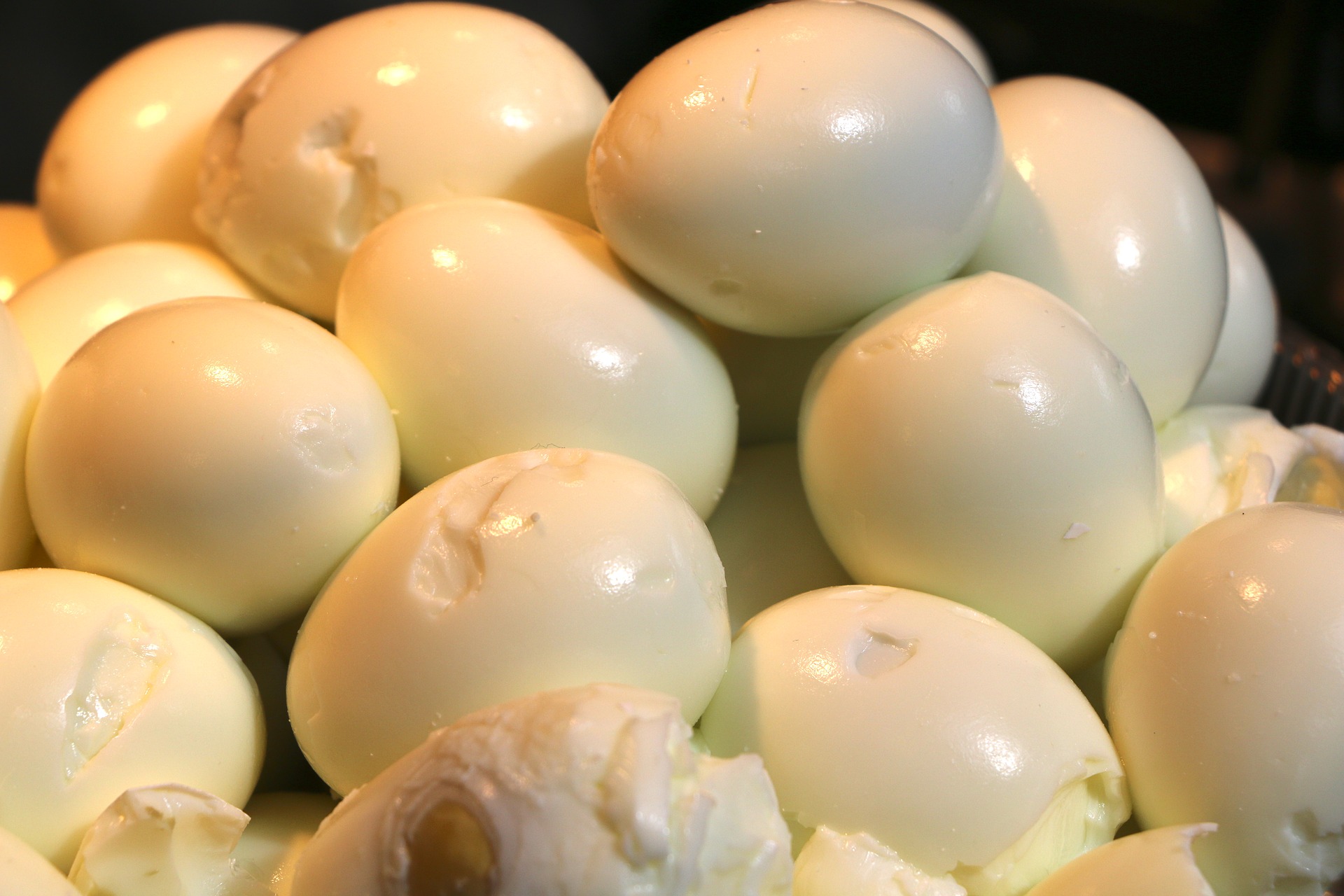 Hard-boiled-eggs-4120567_1920