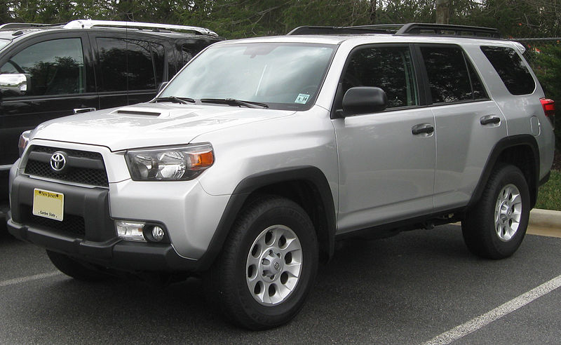 Toyota_4Runner_Recalled Due to Defective Replacement Airbags--_04-01-2011