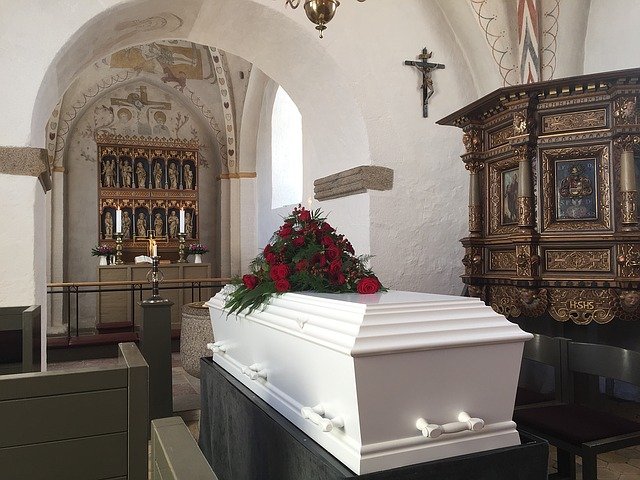 Coffin White in Church White Red Flowers-1177014_640