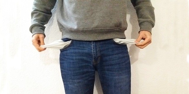 Broke-Man Man Pulls Out Empty Pockets 4765739_640