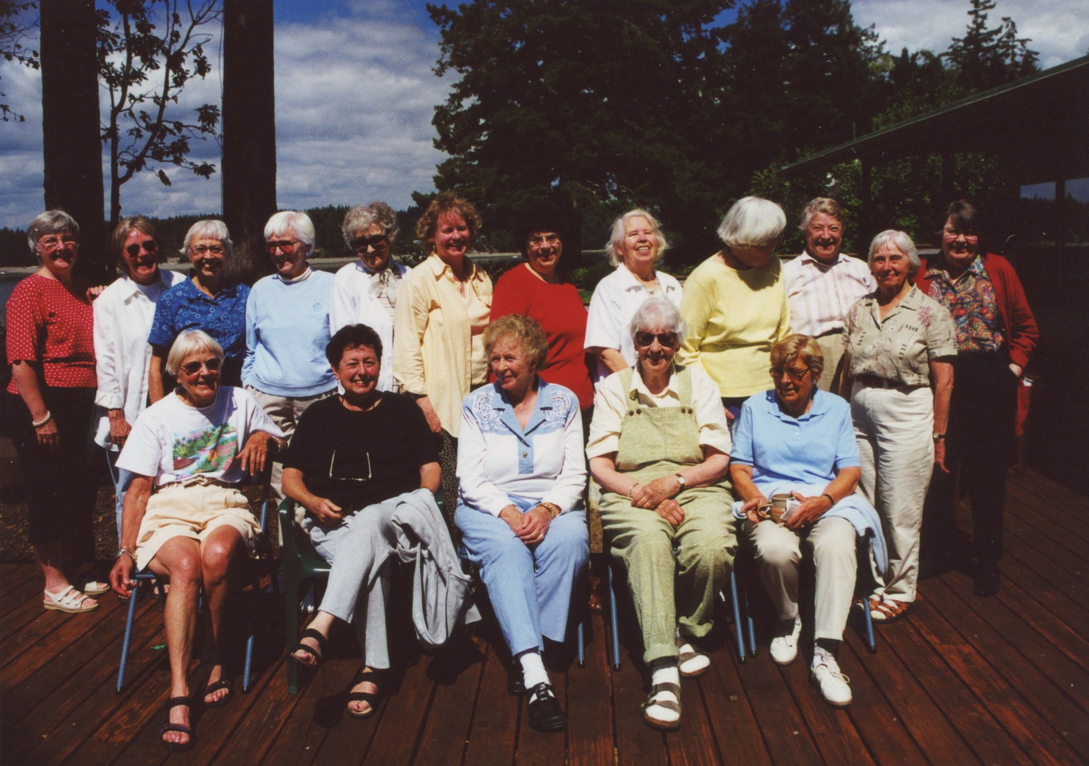 Group at Nora Burke's 2001