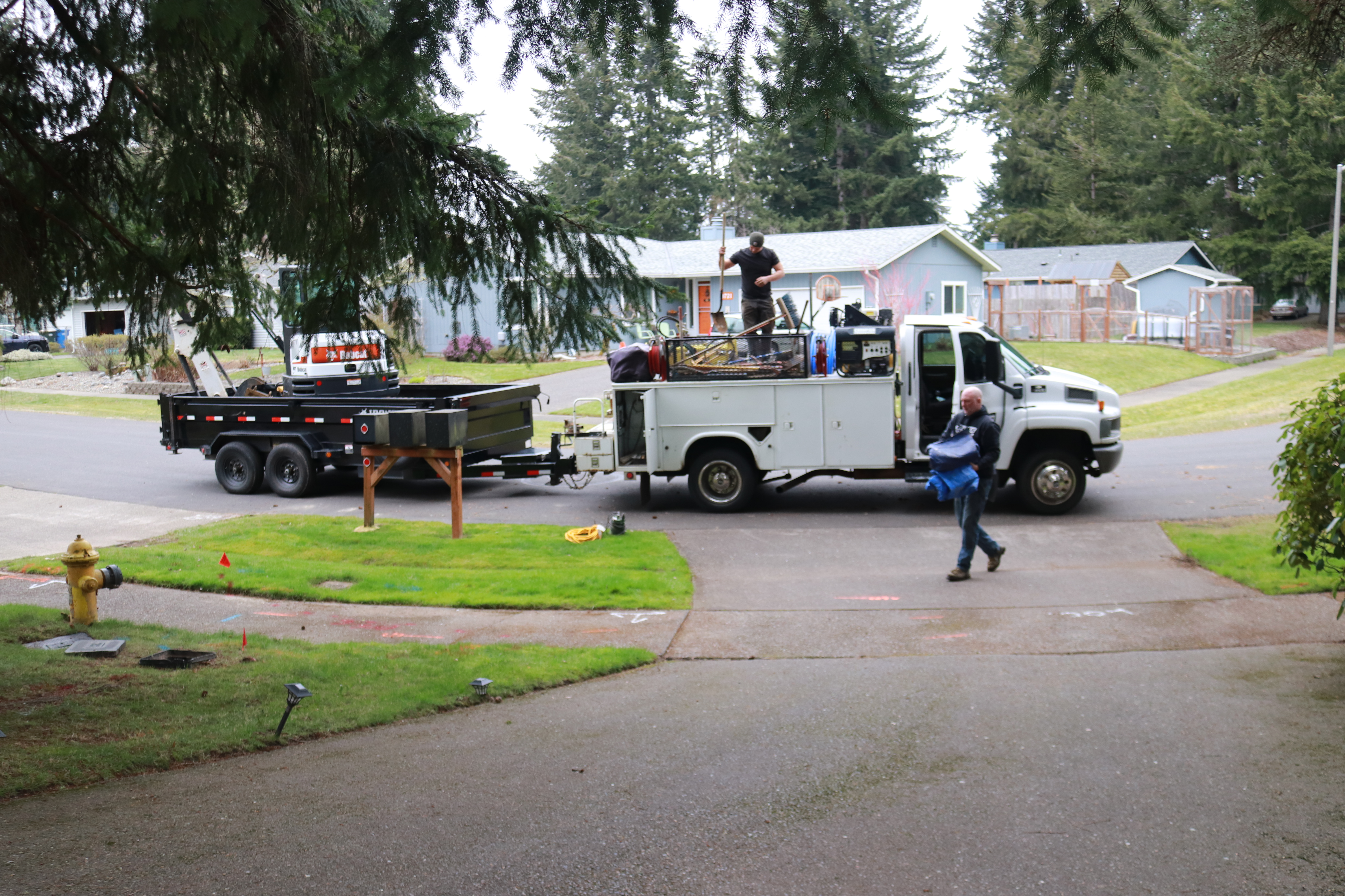 Truck and Bobcat IMG_7070