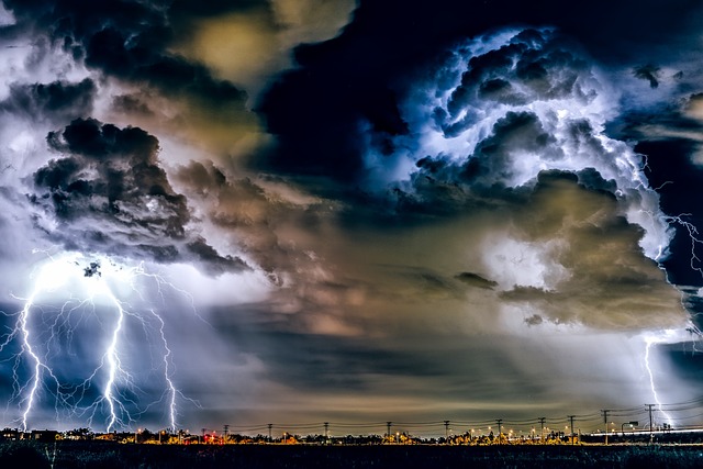 Thunderstorm-1768742_640 Thunderstorm-1768742_640