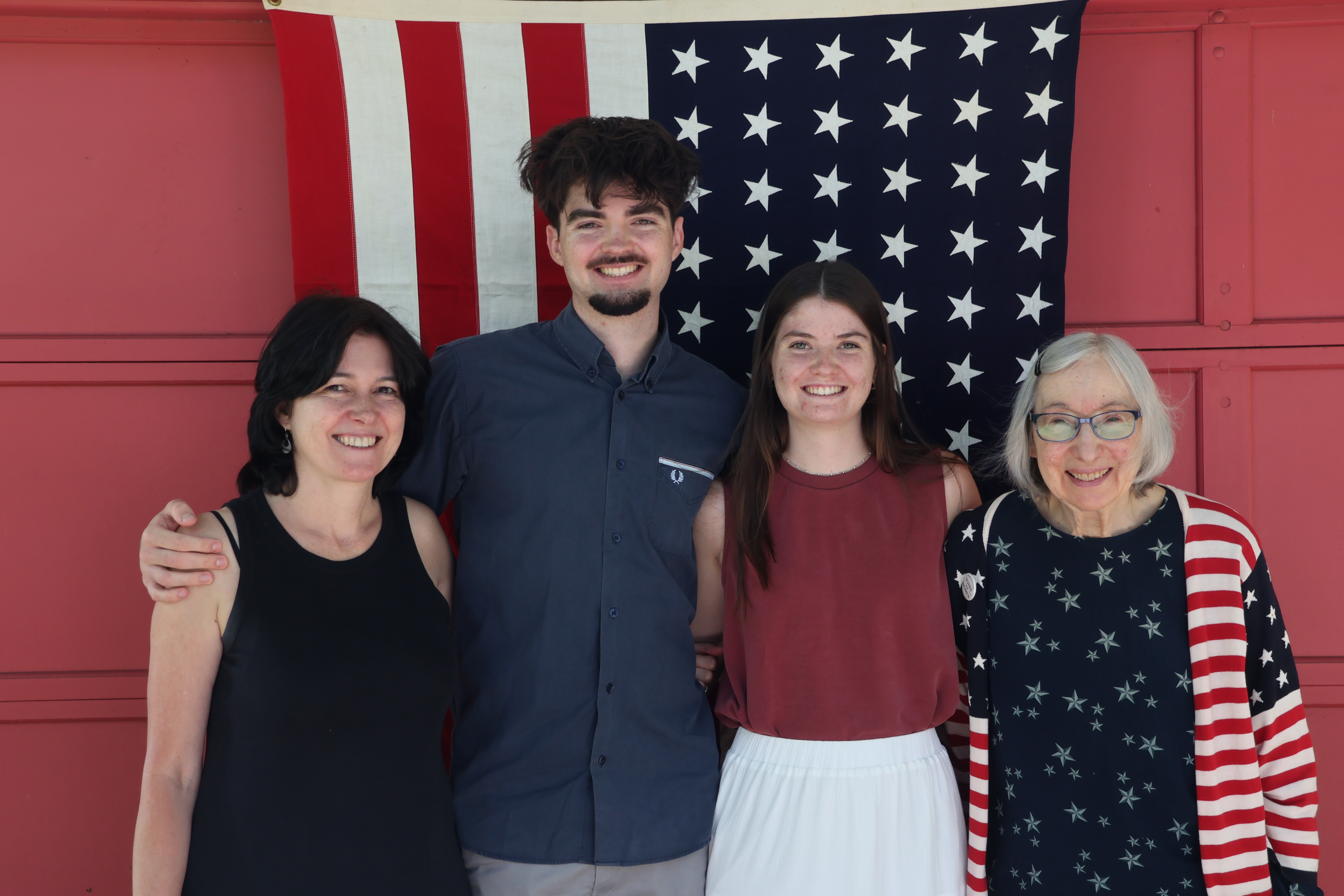 Lisa and Rita Robison Rafa and Cecilia Artero 7-4-25 IMG_8719